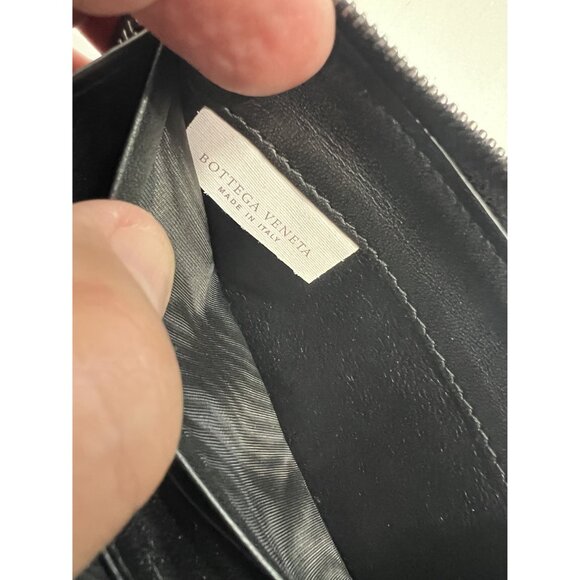 Bottega Veneta Zip Around Wallet in Intrecciato Nappa Leather - Picture 4 of 4